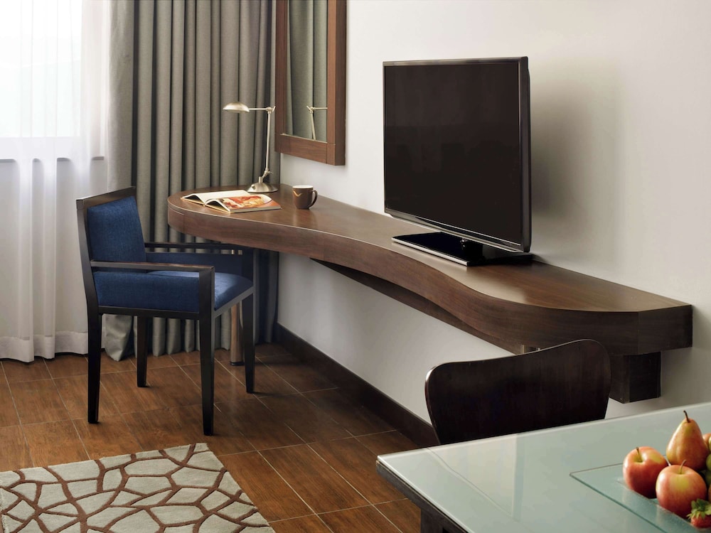 Mövenpick Hotel Apartments Al Mamzar Dubai 14