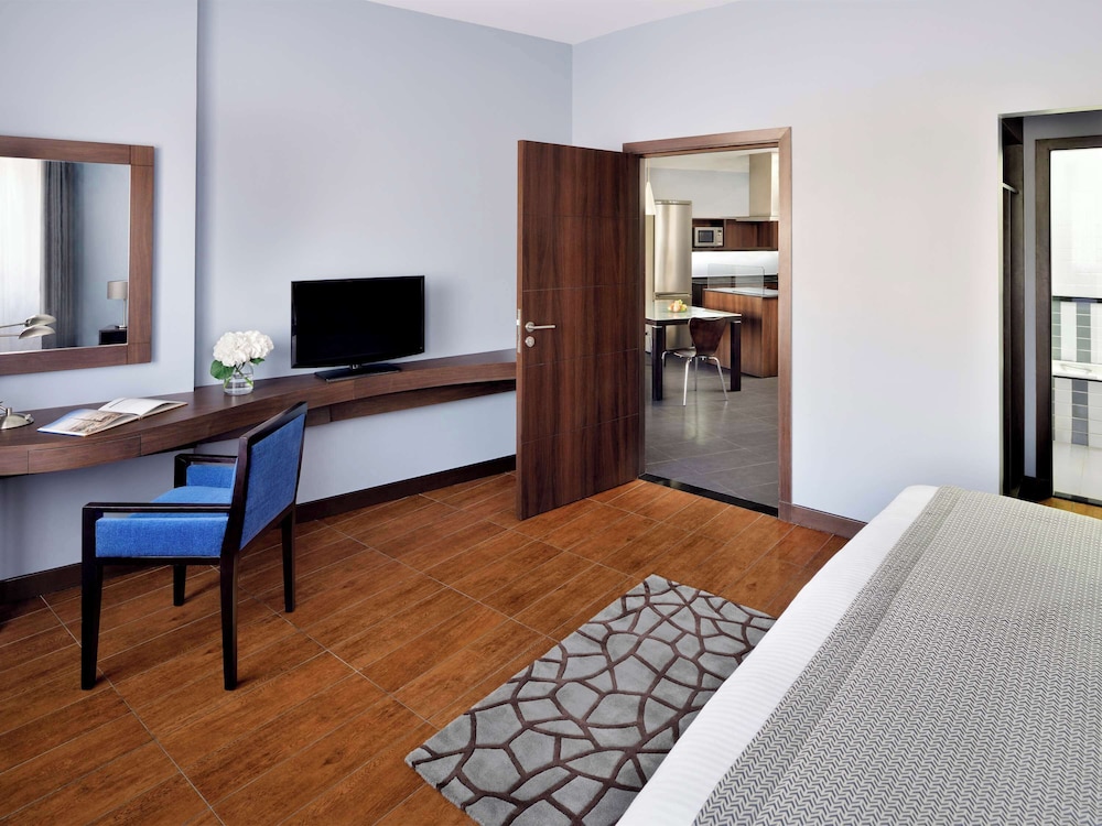 Mövenpick Hotel Apartments Al Mamzar Dubai 11
