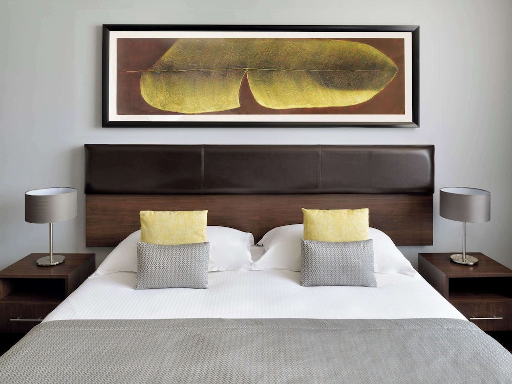 Mövenpick Hotel Apartments Al Mamzar Dubai 8
