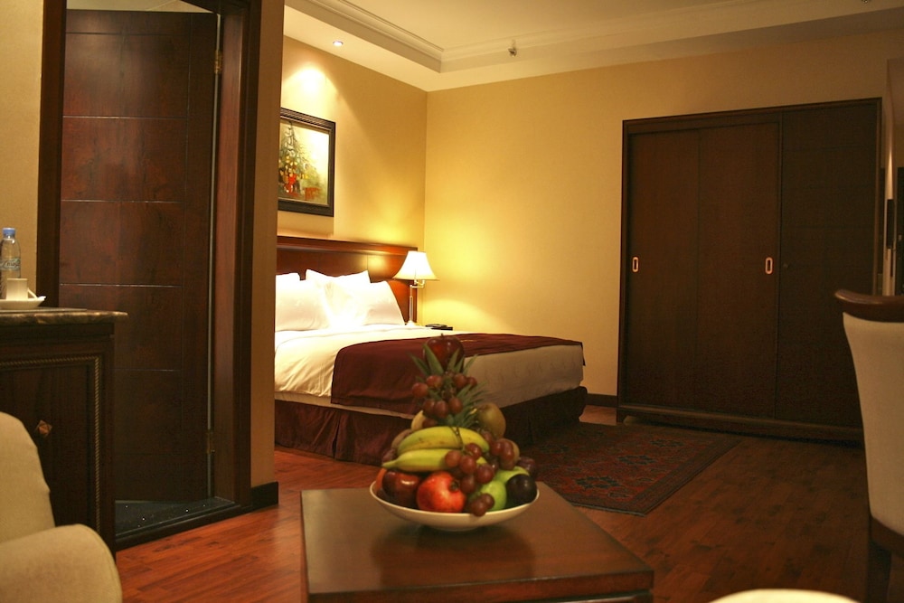 Trianon Royal Hotel 15