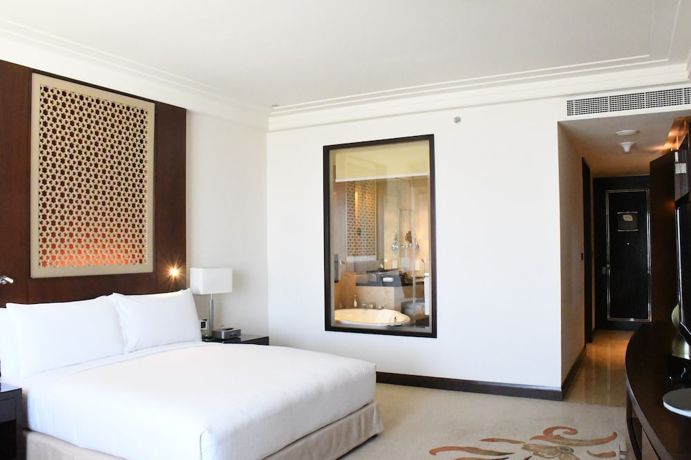 Conrad Dubai 10