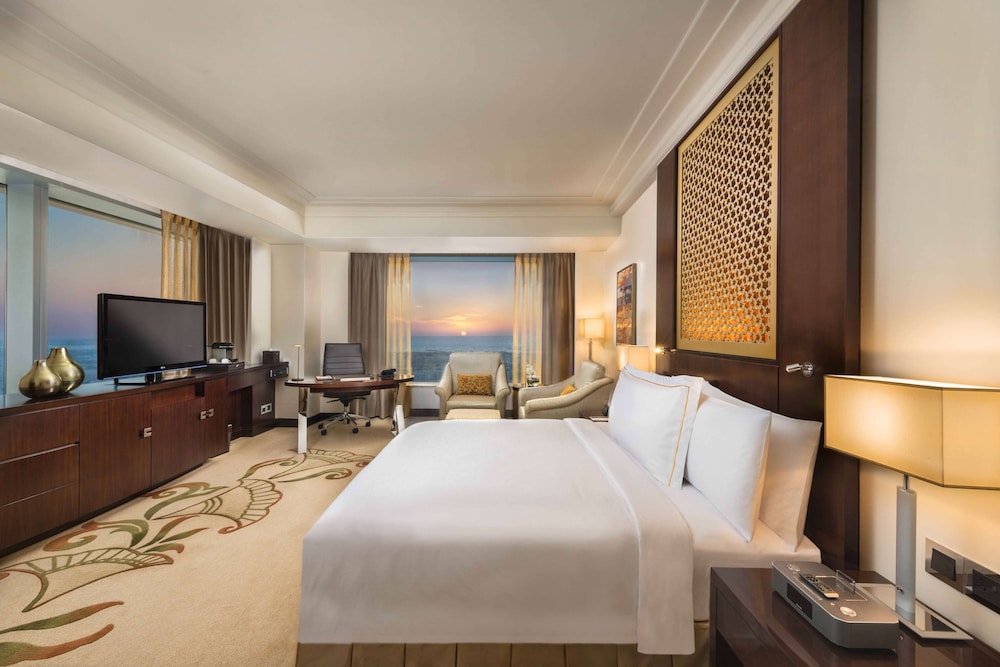 Conrad Dubai 18