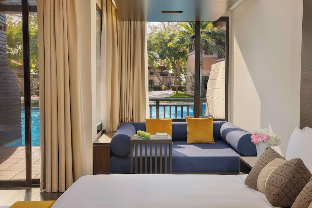 Anantara The Palm Dubai Resort 18