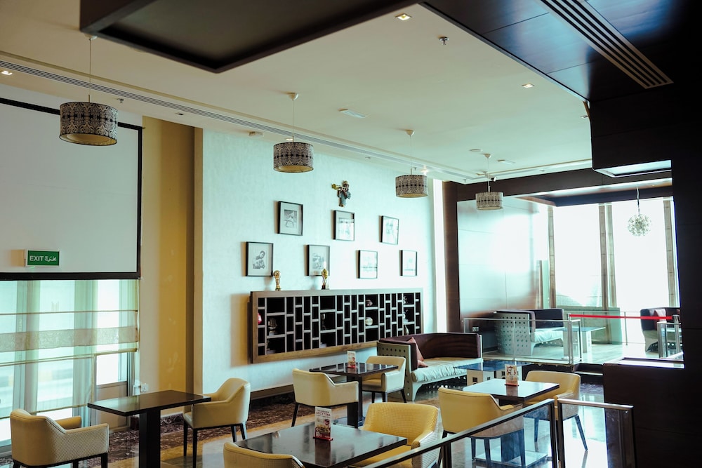 Copthorne Hotel Sharjah 4