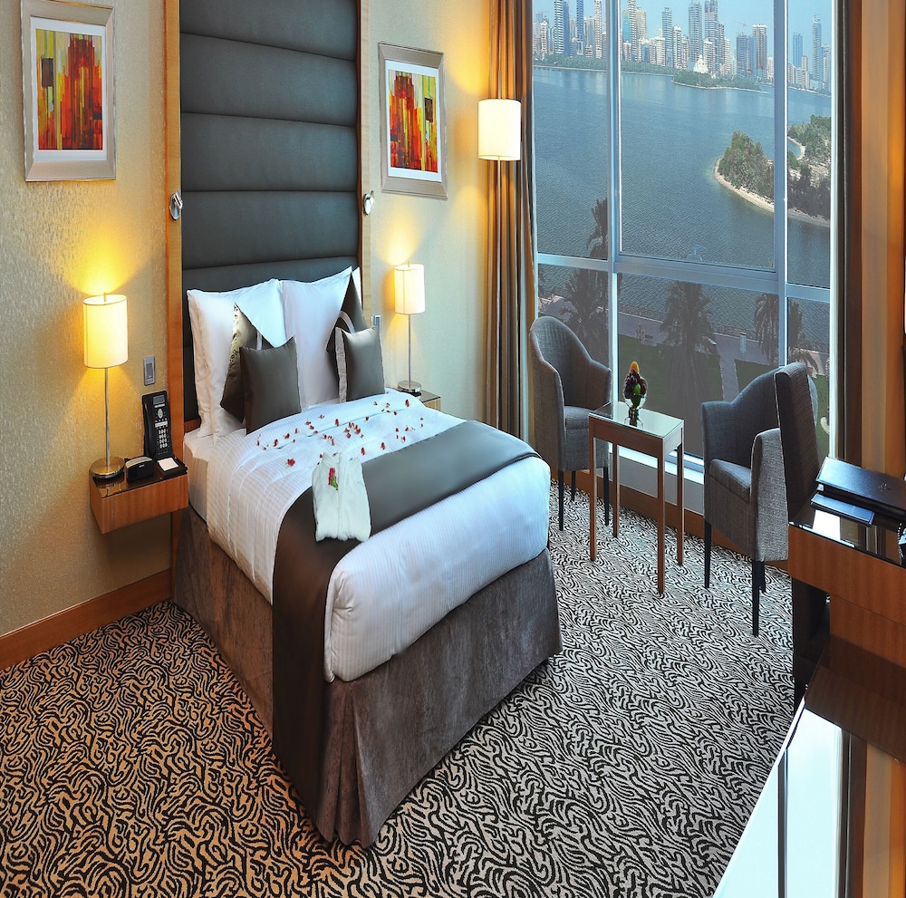 Copthorne Hotel Sharjah 12