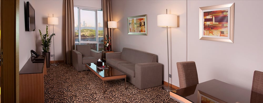 Copthorne Hotel Sharjah 10