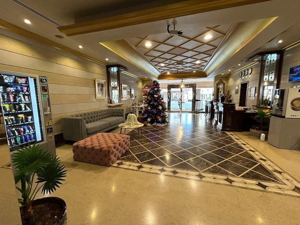 Al Raya Hotel Apartments 1