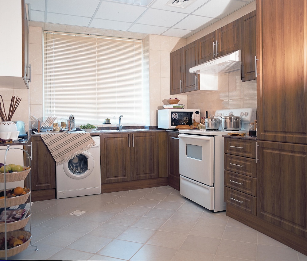 Al Raya Hotel Apartments 17