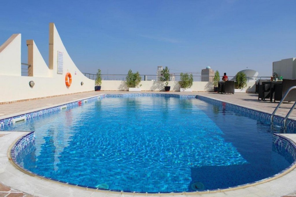 Skylark Hotel Apartments 16