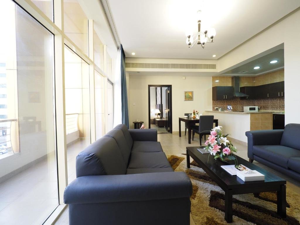 Skylark Hotel Apartments 9
