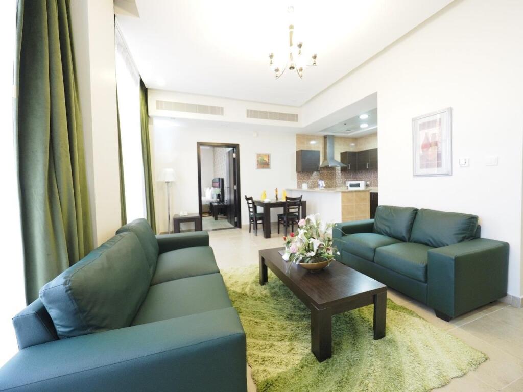 Skylark Hotel Apartments 3