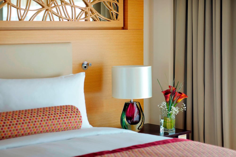 Marriott Executive Apartments Al Jaddaf, Dubai 6