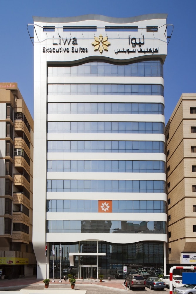 Oaks Liwa Executive Suites 14