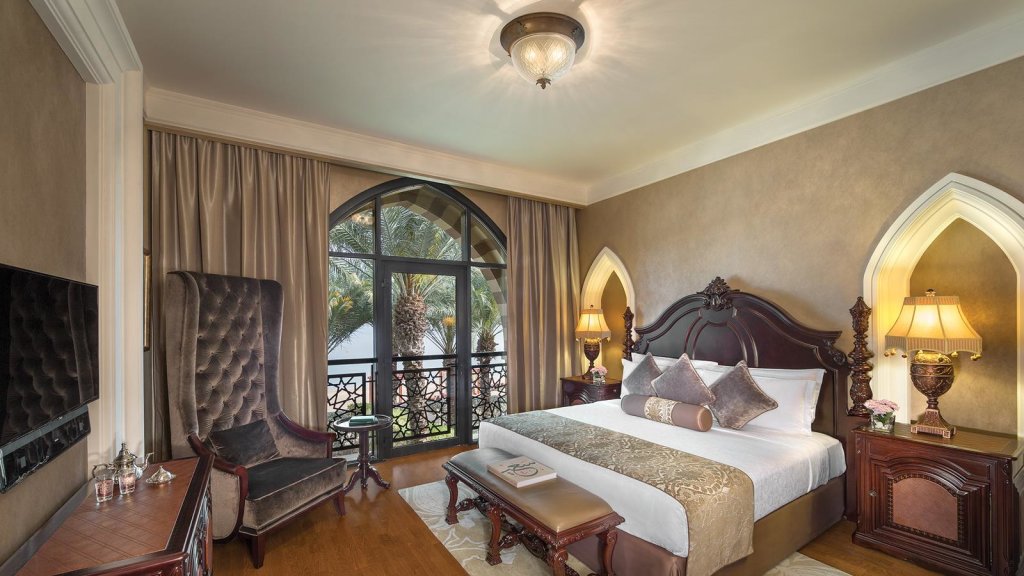 Jumeirah Royal Residences 12