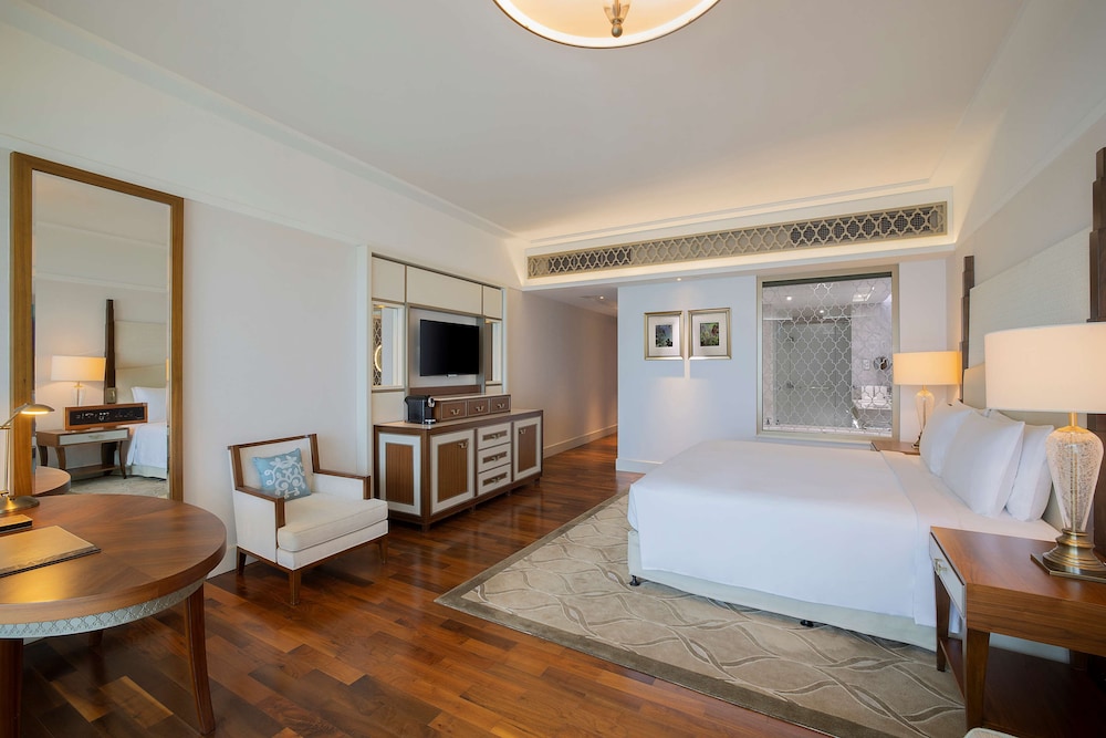 Waldorf Astoria Dubai Palm Jumeirah 13