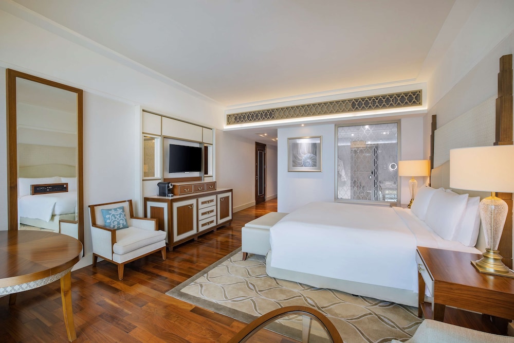 Waldorf Astoria Dubai Palm Jumeirah 9