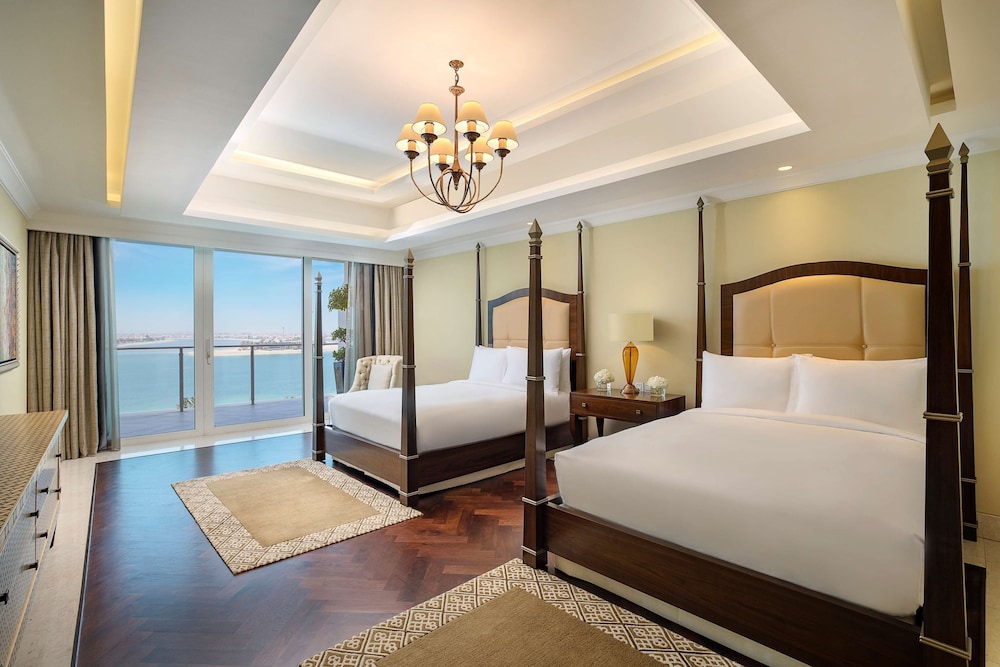 Waldorf Astoria Dubai Palm Jumeirah 11