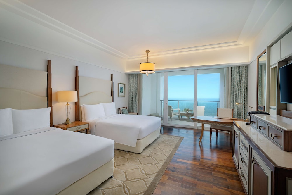 Waldorf Astoria Dubai Palm Jumeirah 3