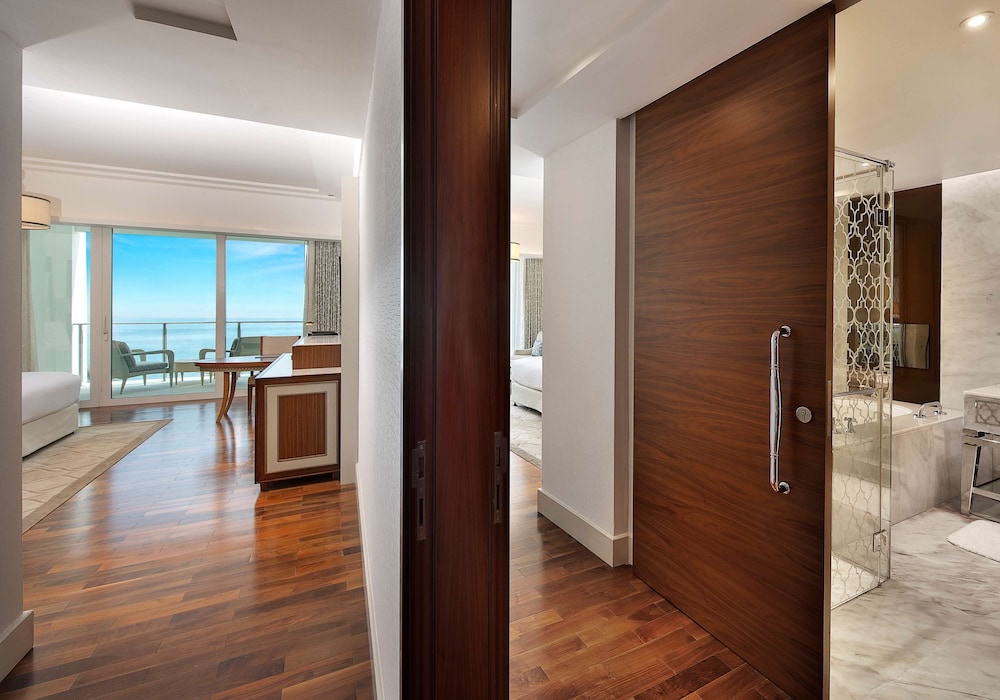 Waldorf Astoria Dubai Palm Jumeirah 10