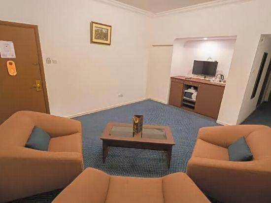 Al Bustan Hotels Flats 5