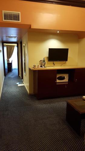 Al Bustan Hotels Flats 18