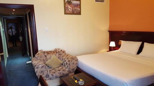Al Bustan Hotels Flats 15
