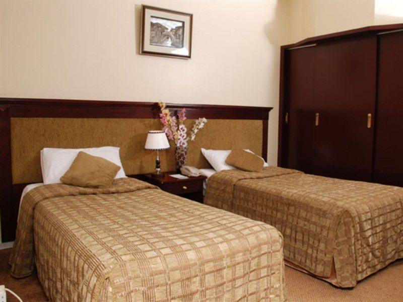 Al Bustan Hotels Flats 3
