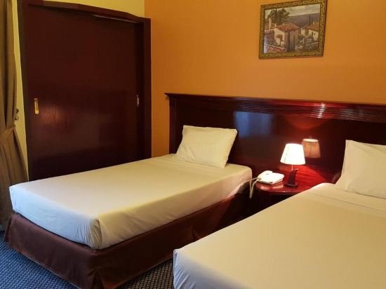 Al Bustan Hotels Flats 10