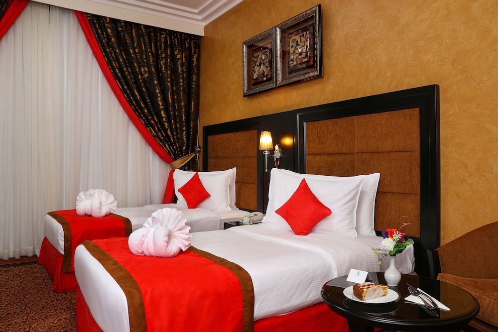 The Royal Grand Suite Hotel 8