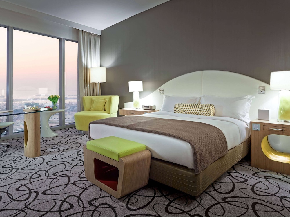 Sofitel Dubai Downtown 24