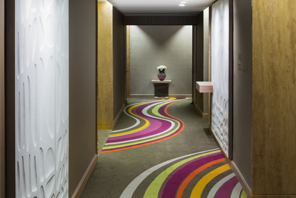 Sofitel Dubai Downtown 19