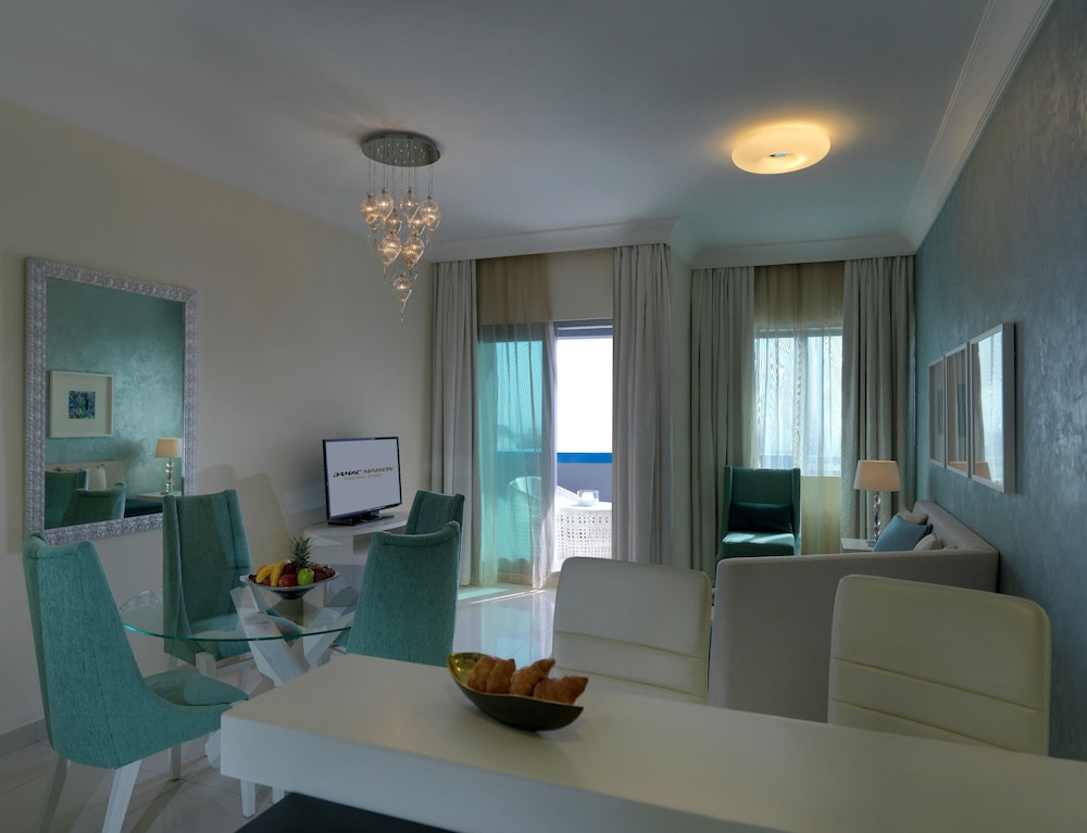 DAMAC Maison Mall Street 24