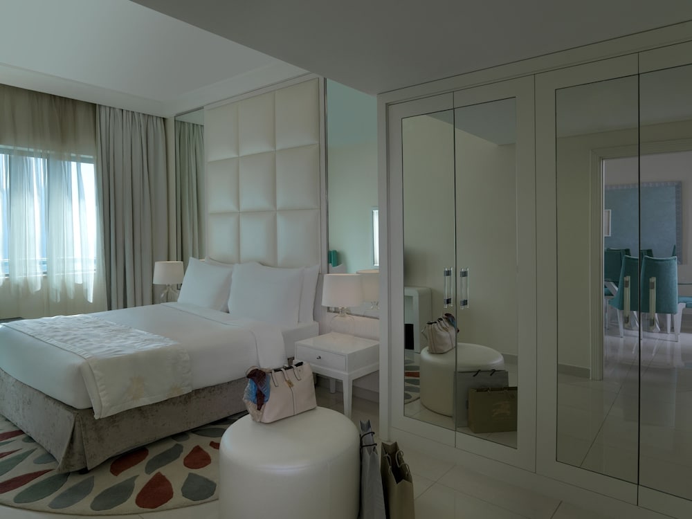 DAMAC Maison Mall Street 13