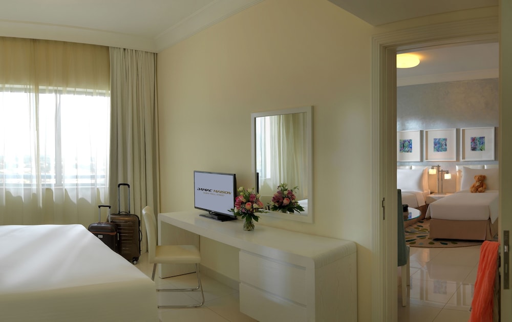 DAMAC Maison Mall Street 12
