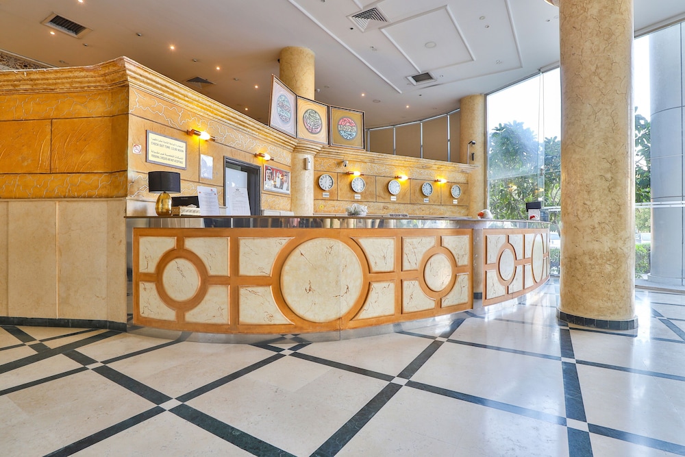 Hotel Crown Palace 7