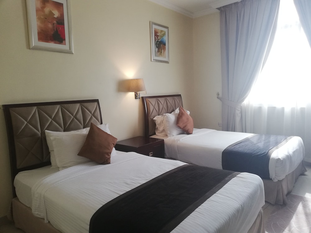 Hotel Crown Palace 24