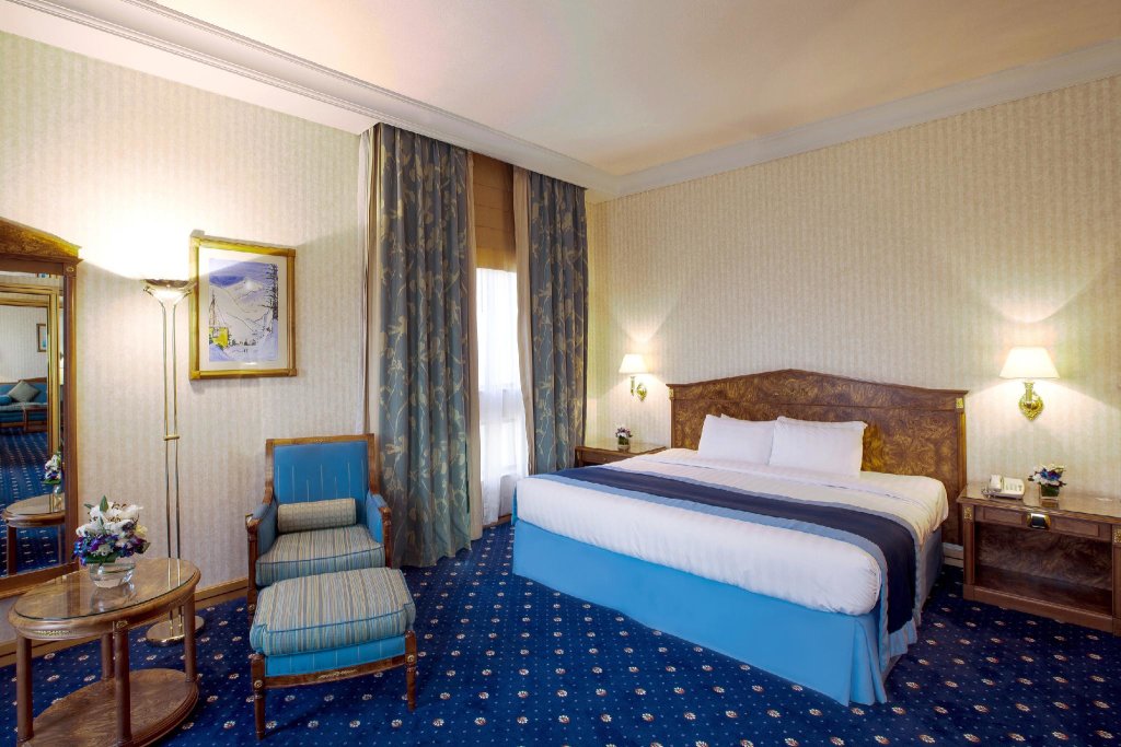 Capitol Hotel 4