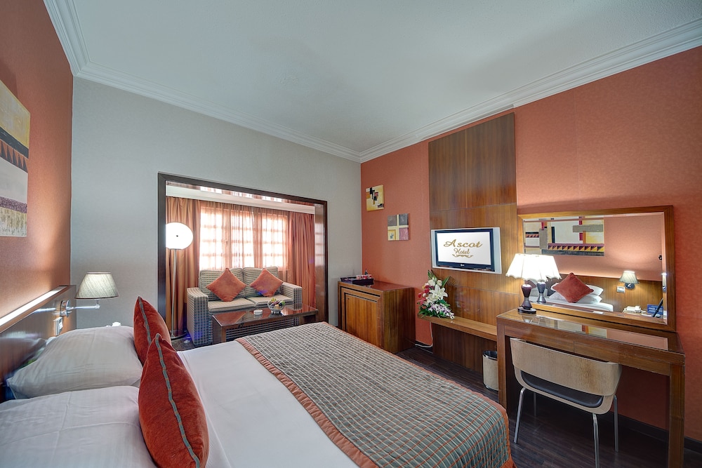 Ascot Hotel 10