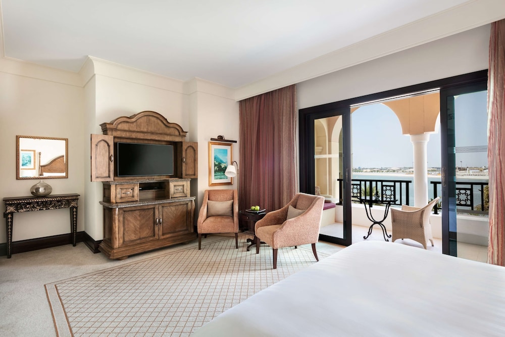 Shangri-La Hotel Qaryat Al Beri 17