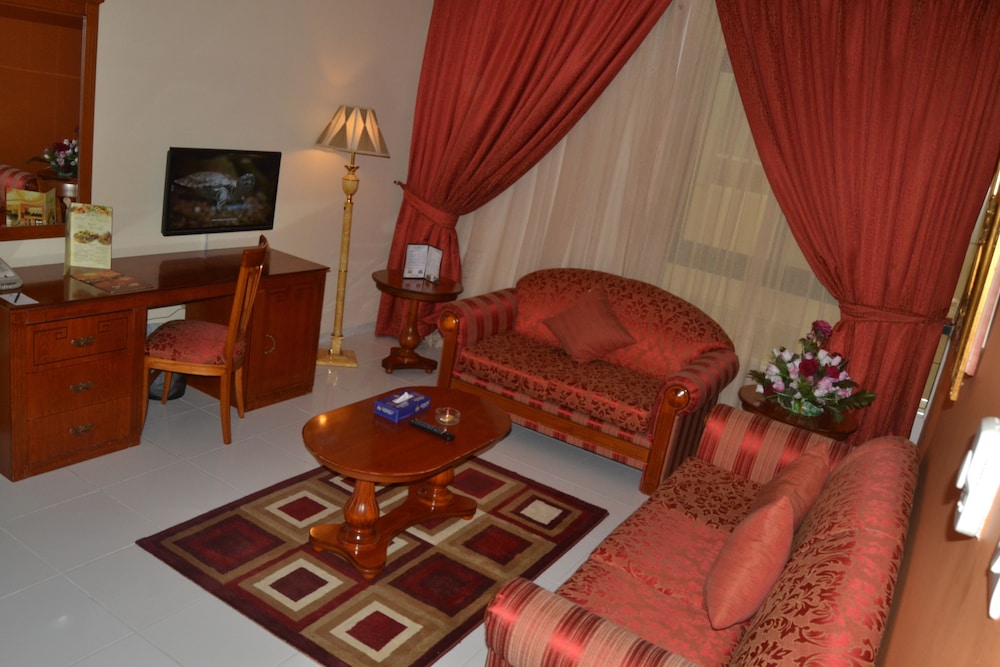 Al Maha Regency Hotel Suites 11