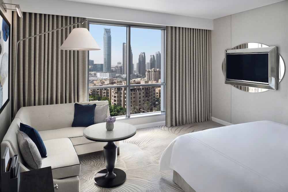 Address Downtown 18