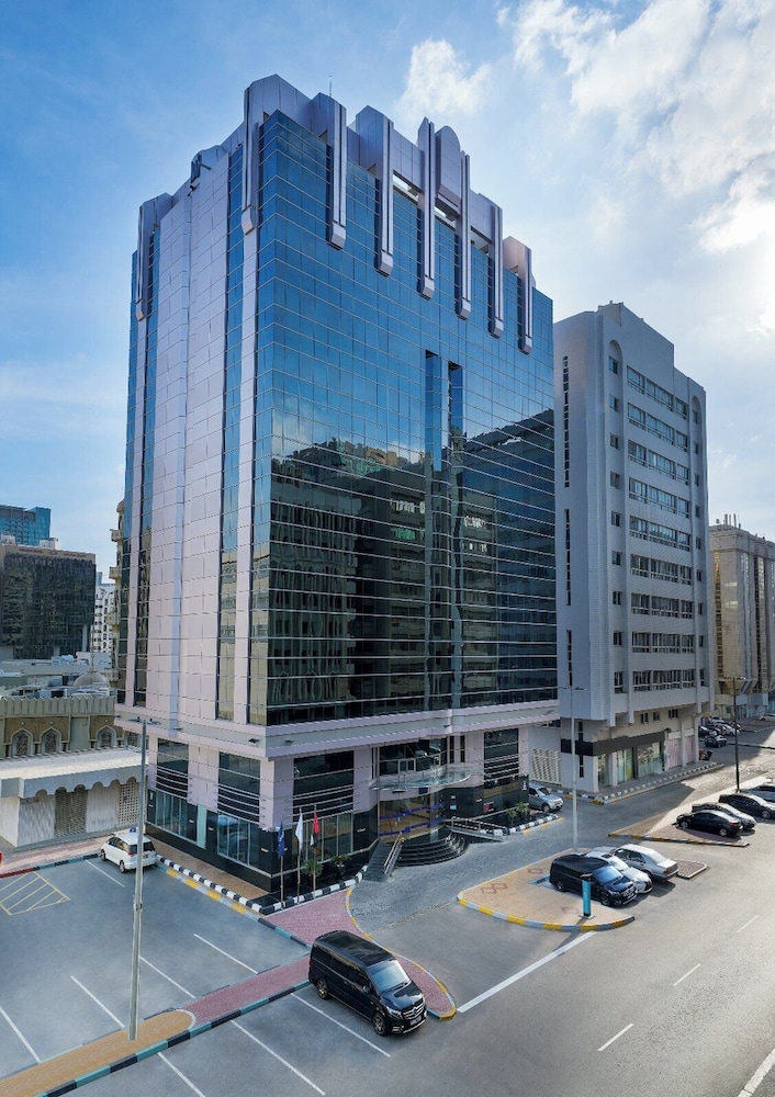 Kingsgate Hotel Abu Dhabi by Millennium 1