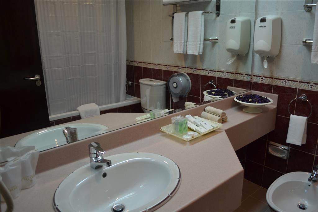 Ramada by Wyndham Abu Dhabi Al Sharia 9