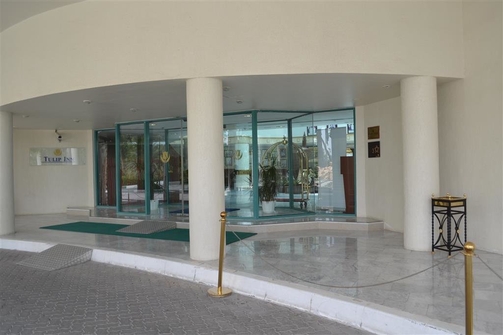 Ramada by Wyndham Abu Dhabi Al Sharia 11