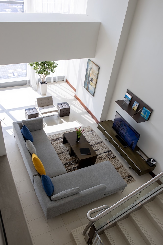 Jumeirah Living World Trade Centre Residences 10