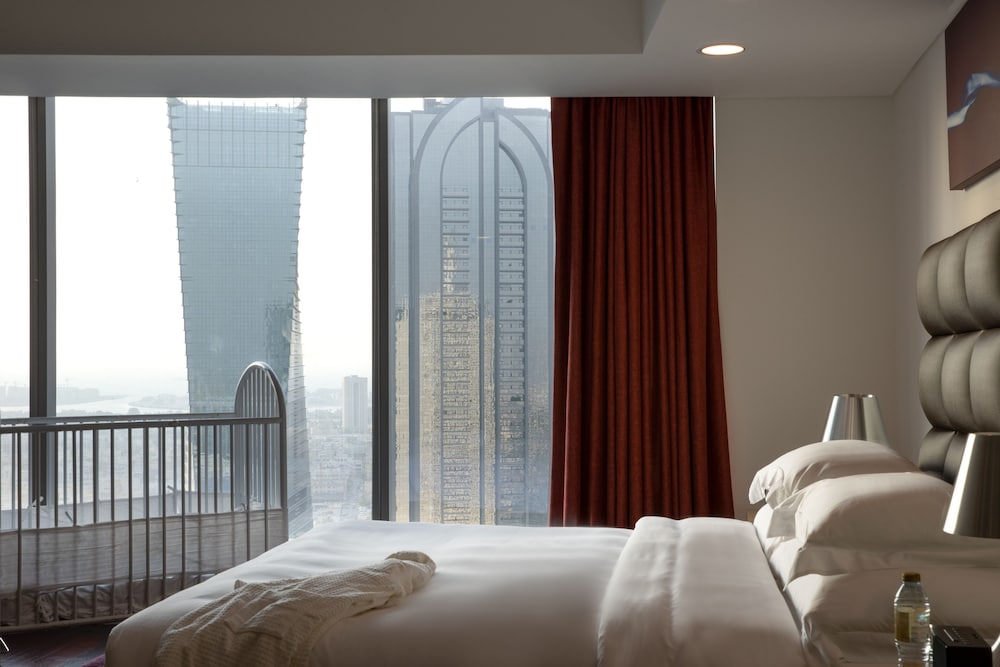 Jumeirah Living World Trade Centre Residences 4