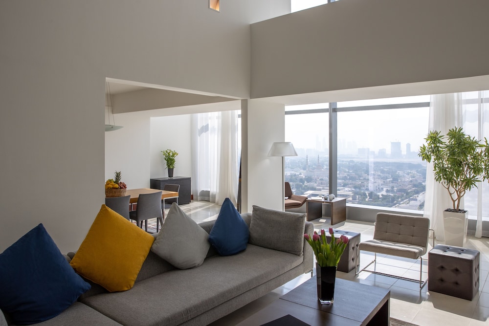 Jumeirah Living World Trade Centre Residences 13