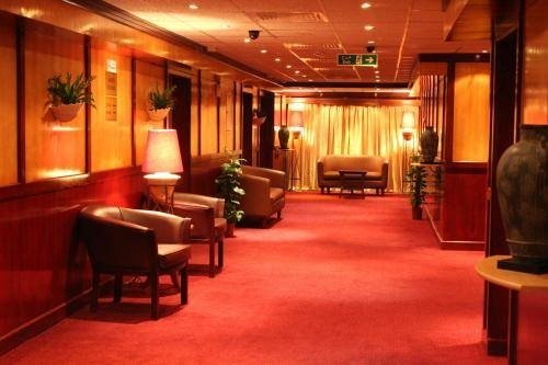 Sadaf Hotel 17