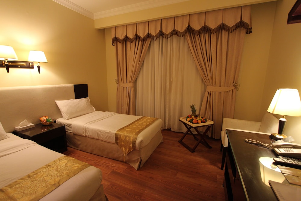 Al Maha Residence 13