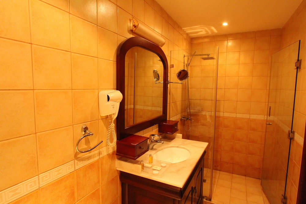 Al Maha Residence 16